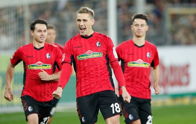 德甲第5轮云达不莱梅主场迎战弗赖堡,面临防线危机与高效进攻挑战,双方争夺赛季关键节点。 德甲第5轮云达不莱梅主场迎战弗赖堡,面临防线危机与高效进攻挑战,双方争夺赛季关键节点。