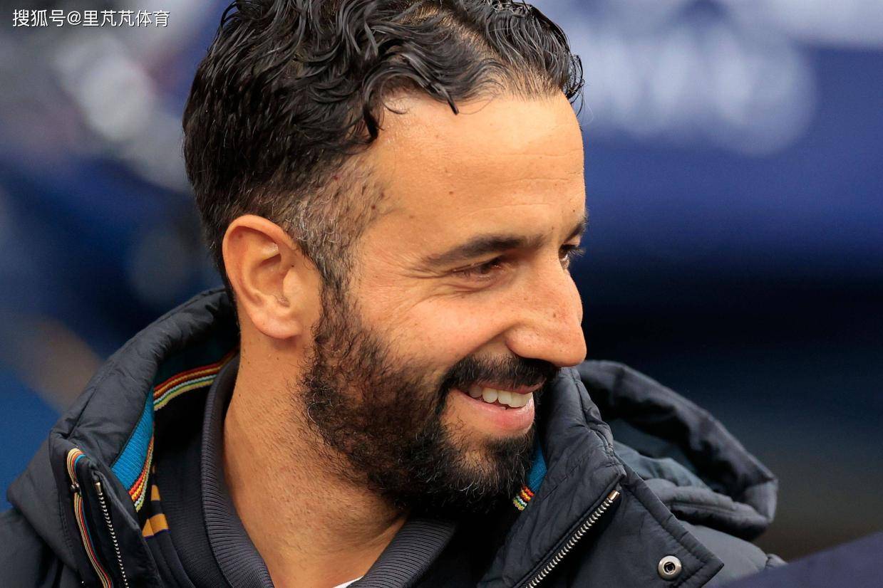 若阿莫林难顶压力辞职,曼联竟难寻合适接班人?老好人也许是答案 若阿莫林难顶压力辞职,曼联竟难寻合适接班人?老好人也许是答案